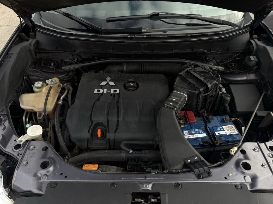Мицубиси Аутлендер Mitsubishi Outlander XL 2,0 TDI