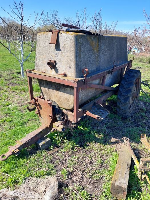 Оприскувач 18м на 2т