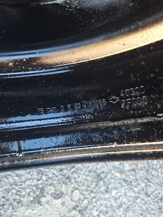 Peneus 31/10/50/R15 + jantes 15 terrano