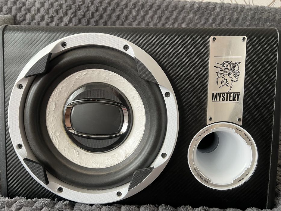 Продам сабвуфер mystery mbb-254a