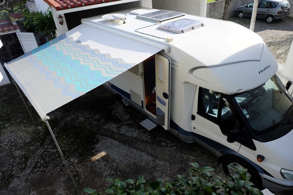 Autocaravana perfilada Hobby T600 FC Siesta com apenas 107 mil KM