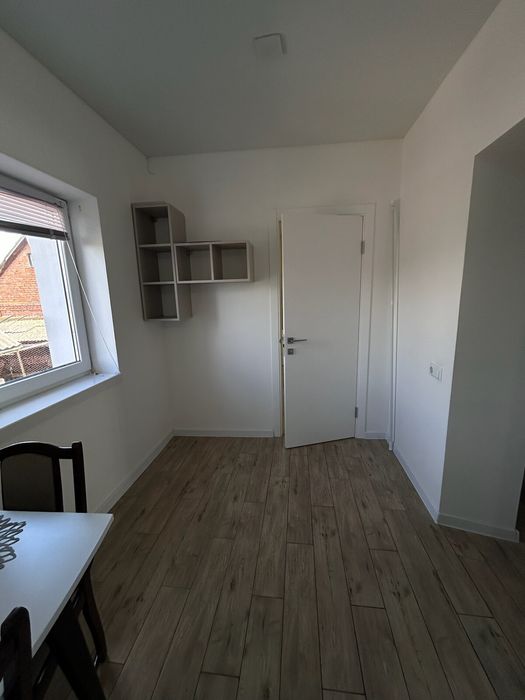 Великий будинок у місті з усіма зручностями. Є ділянка 39852