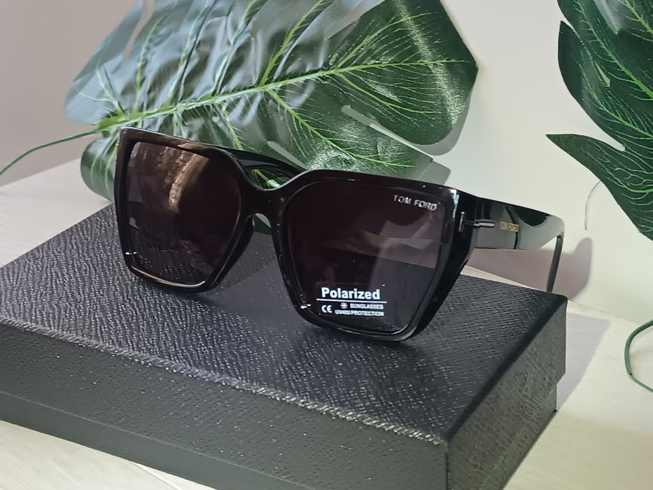 Брендові окуляри Tom Ford.