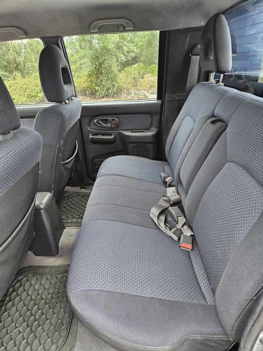 Mitsubishi strakar  l200