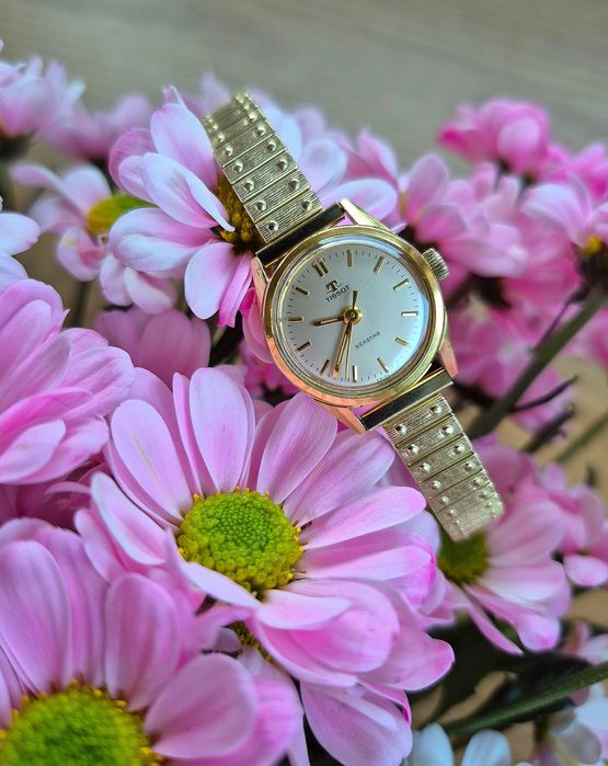 Śliczny stary zegarek mechaniczny Tissot