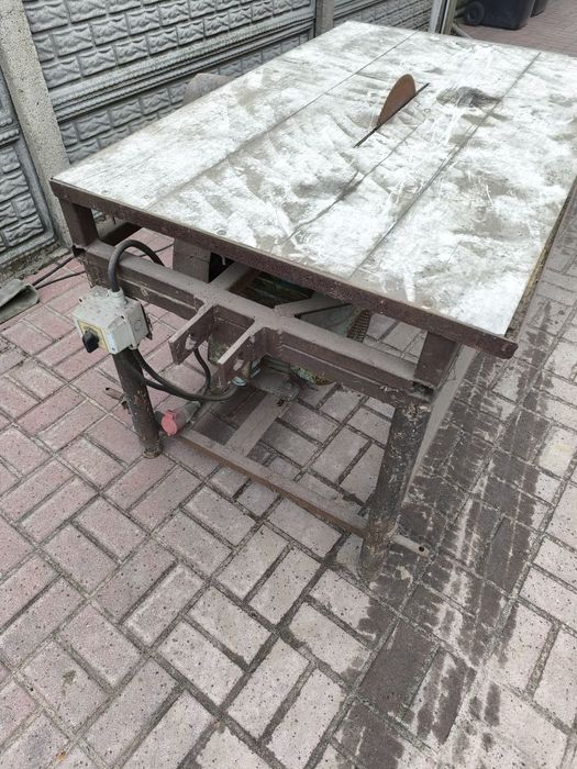 Krajzega duża solidna mocna