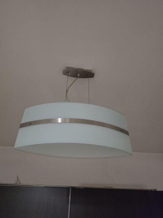 Lampa Agata 4 żarówki białe światło nowoczesna