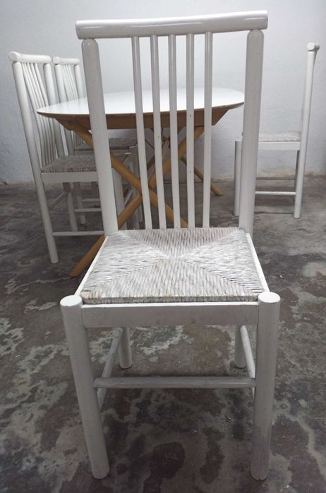Mesa de Jantar IKEA Dalshul com 4 Cadeiras
