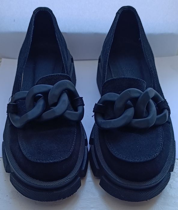 Жіночі замшеві лофери