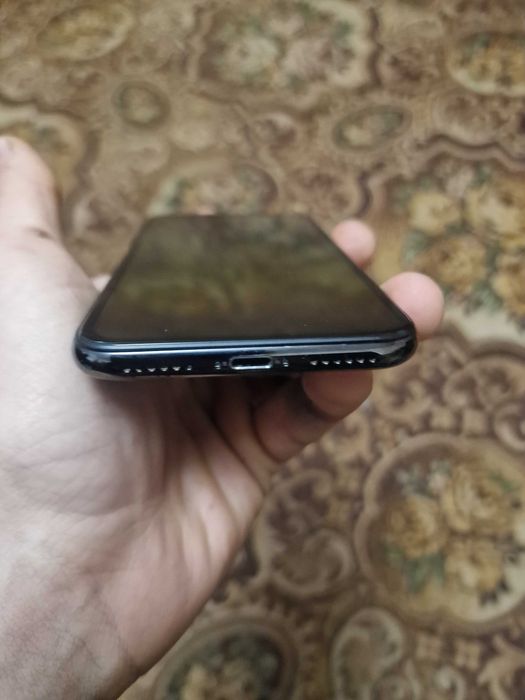 iPhone X 64gb + чехол полностью рабочий