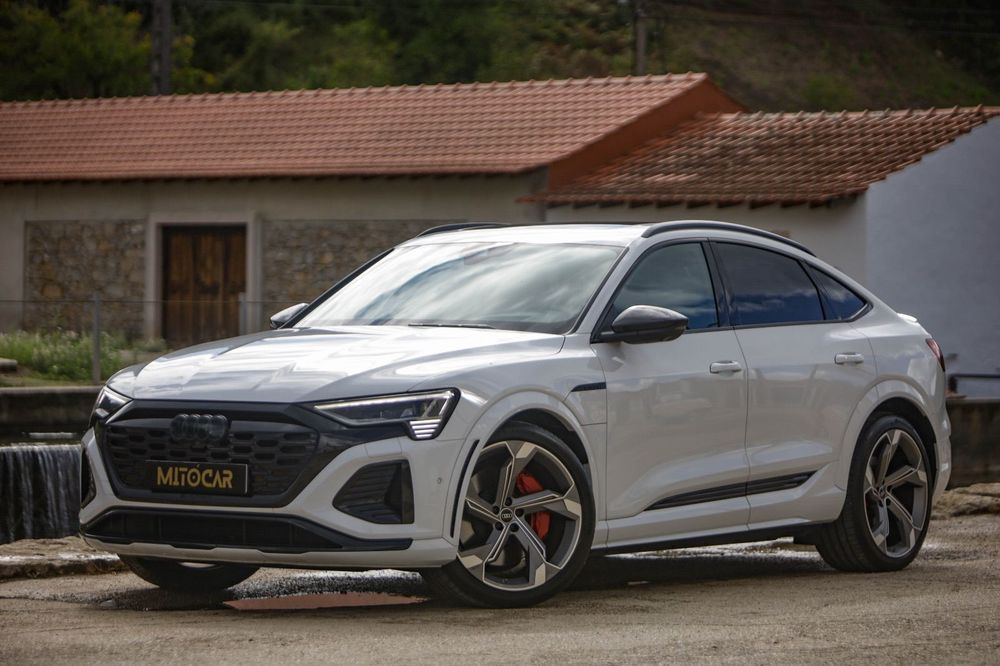 Audi SQ8 Sportback e-tron quattro