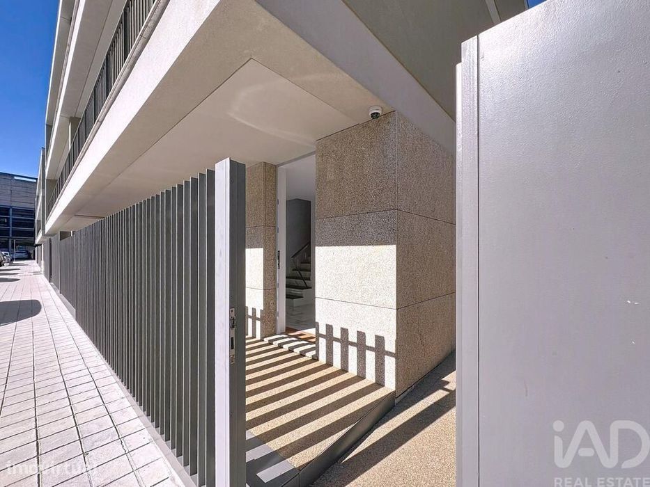 Casa / Villa T3 em Ramalde de 226,00 m2