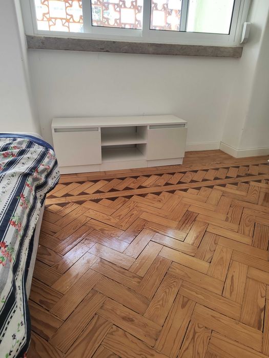 Móvel de TV branco