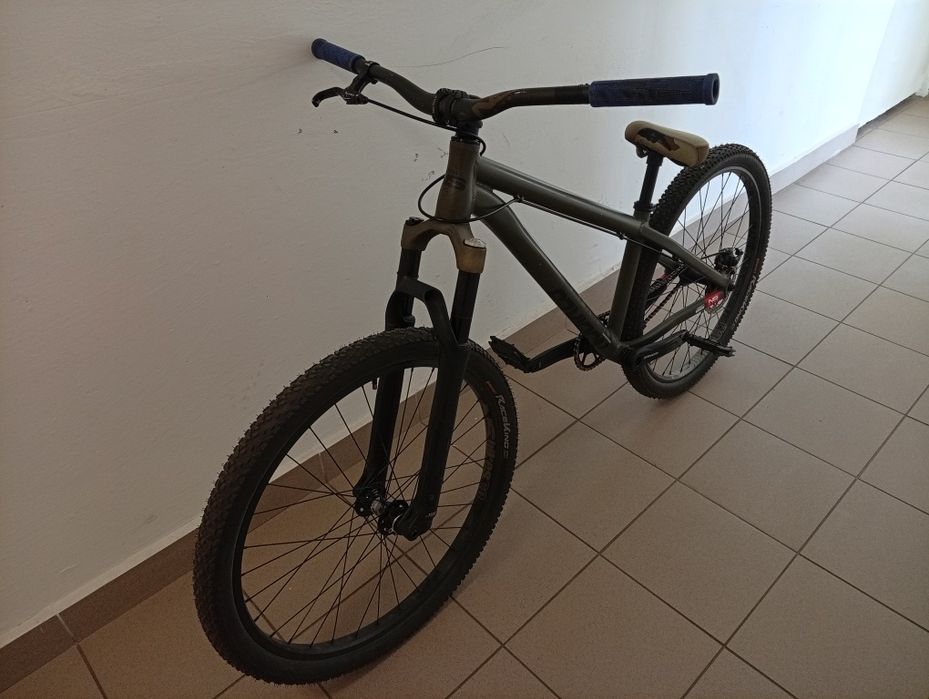 Rower dirt ns zircus