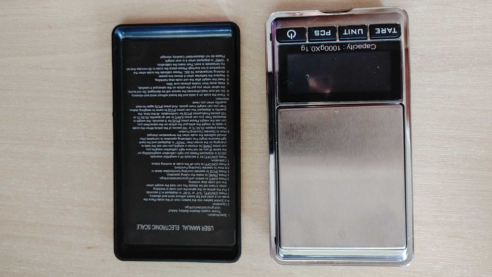 Весы новые 1000 гр/0,1 гр