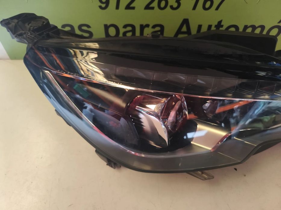 Peugeot 308 II - FAROL FULL LED DIREITO - FF830