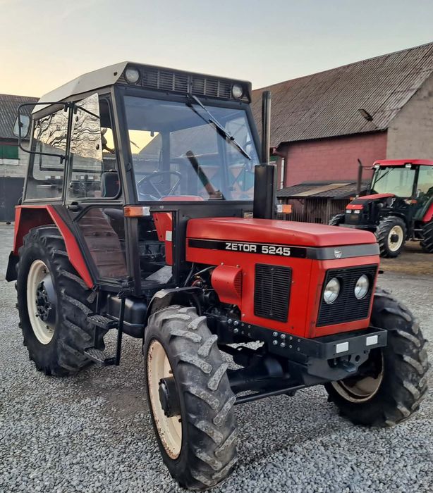 Zetor 5245     .