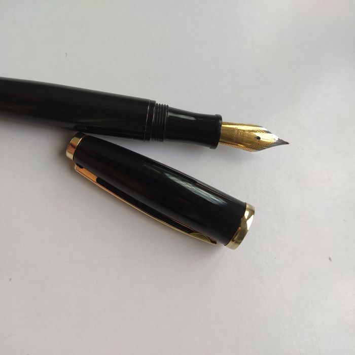 Винтажная перьевая ручка made in Germany
