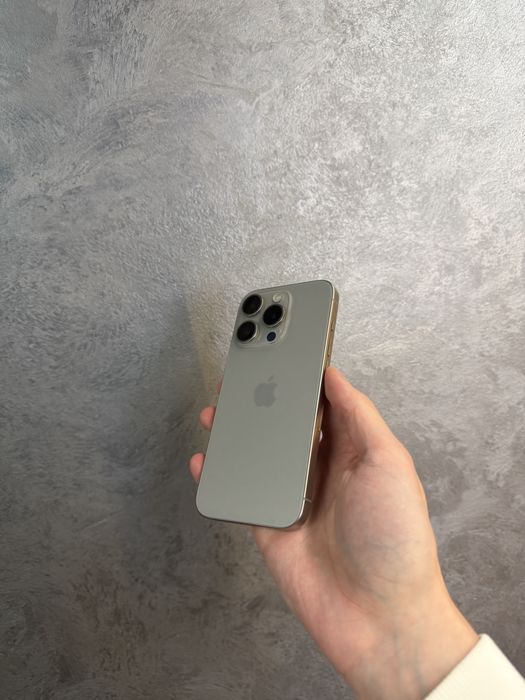Б/у IPhone 15 Pro 256 Natural Titanium все рідне