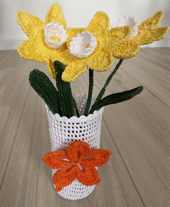 Wielkanocne Żonkile na szydełku rękodzieło