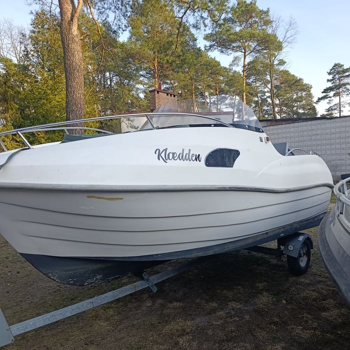 Łódka kabinowa Mariner 2T