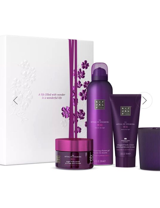 Набори в розмірі М всі в наявності