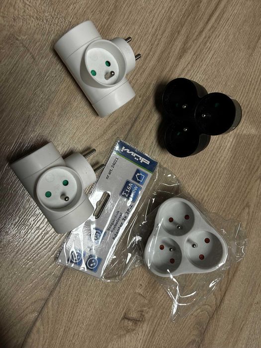 Rozgałęźnik , adapter 4 szt