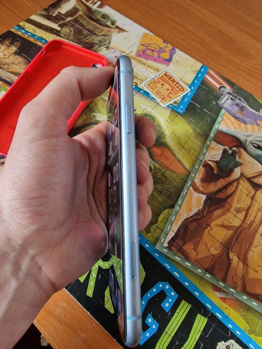 Телефон iPhone xr 128