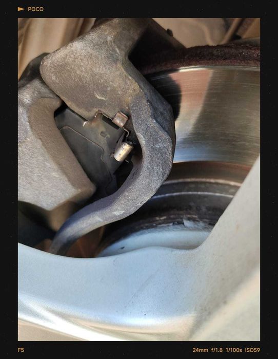 Авто--Toyota RAV4