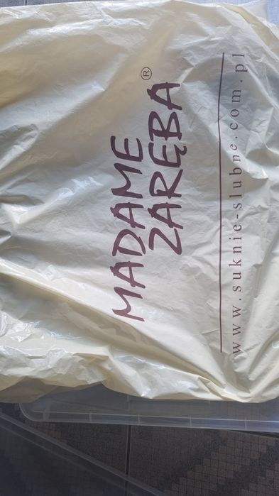 Oddam suknię ślubną 36/38