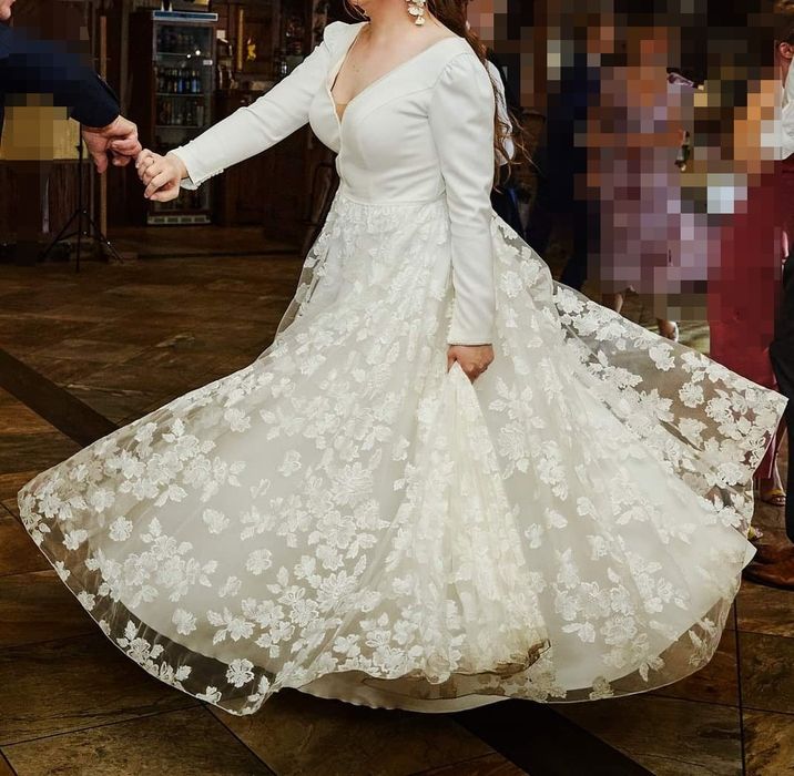 Piękna suknia ślubna Latifa z Dama Couture rozm. 44, długi rękaw, tren