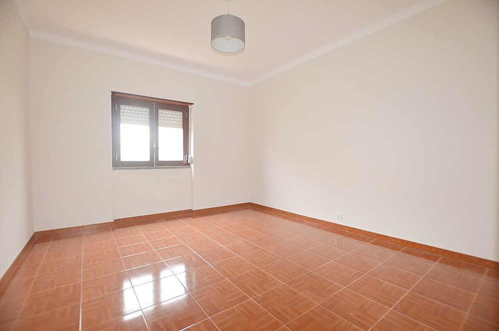 Moradia Térrea T3 Inserida em lote 550m2 - Zona Ericeira