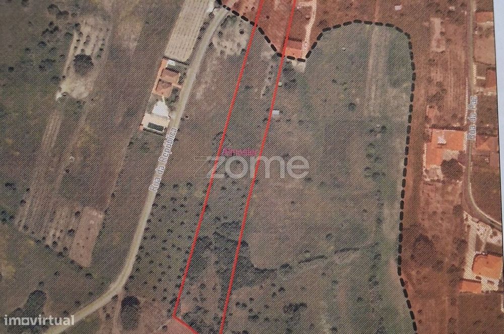 Terreno para construir moradia unifamiliar