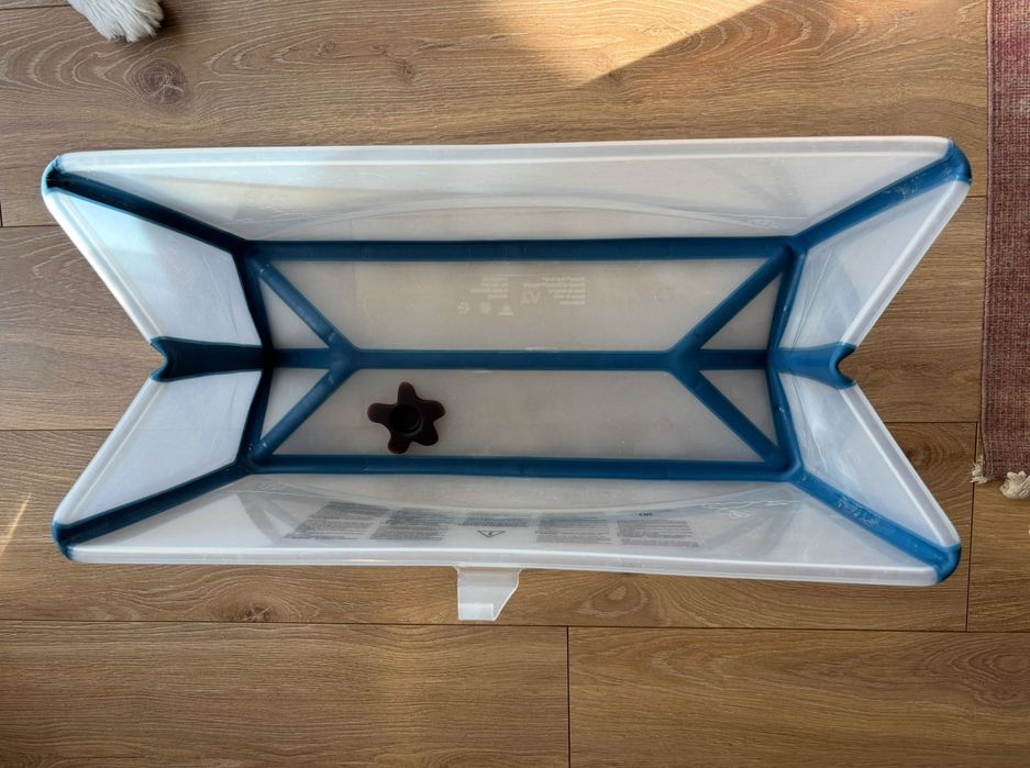 Wanienka Stokke Flexi Bath + wkładka niemowlęca