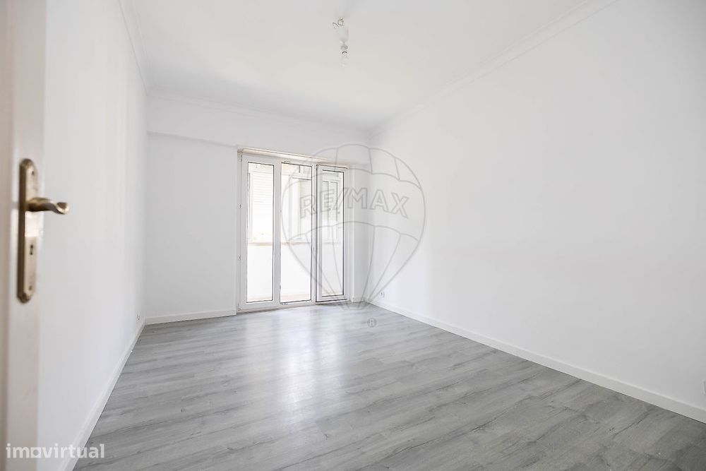 Apartamento T4 para venda