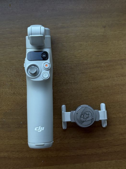 Stabilizator DJI osmo mobile 7