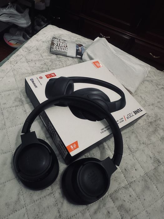 Auscultadores JBL Tune 720