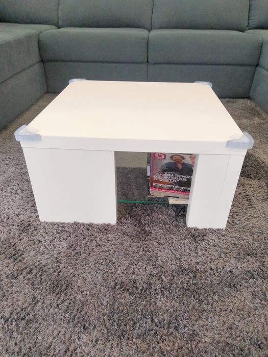 Mesa de centro quadrada