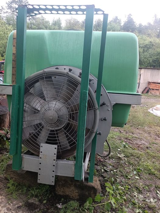 Оприскувач садовий