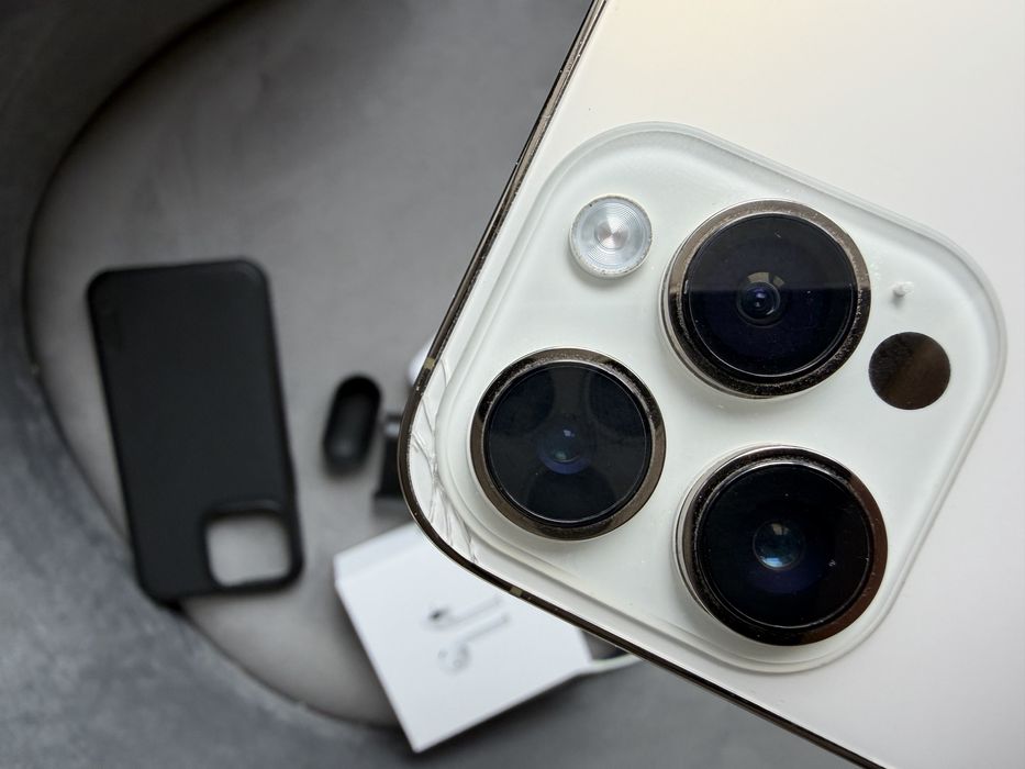 Iphone 14 pro  max 256 gb +airpods 2