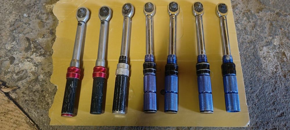 Динамометричний ключ 1/4 5-20 NM з кейсом