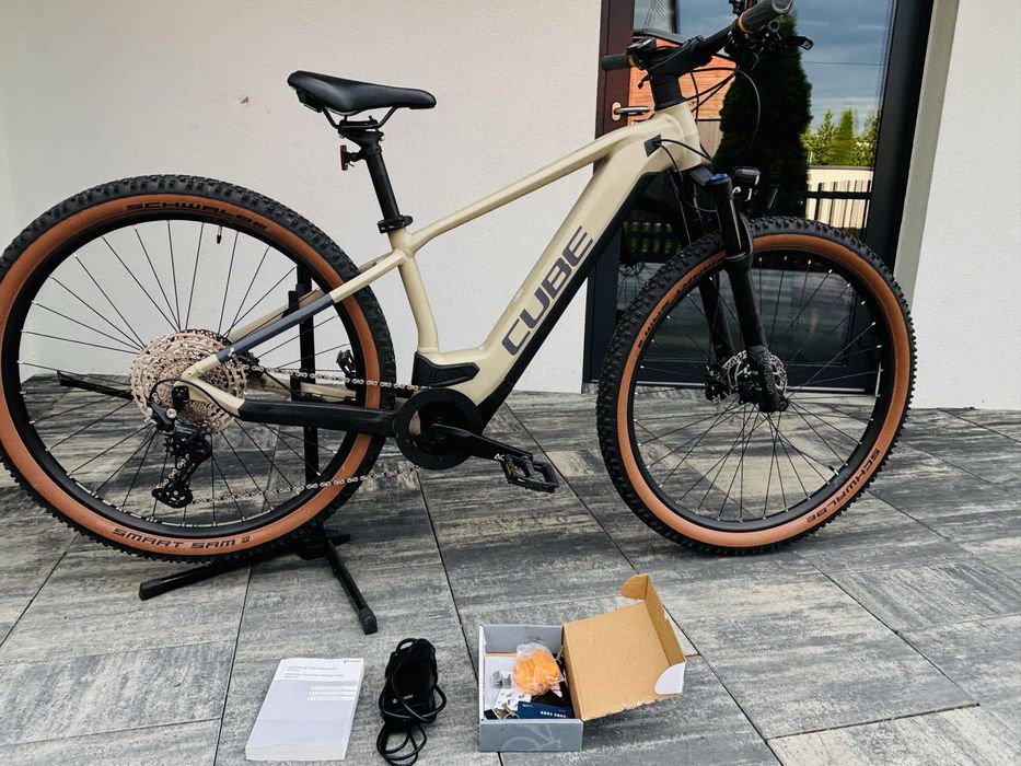 Elektryczny Cube Reaction Hybrid Pro, Bosch CX, XFiusion, Deore
