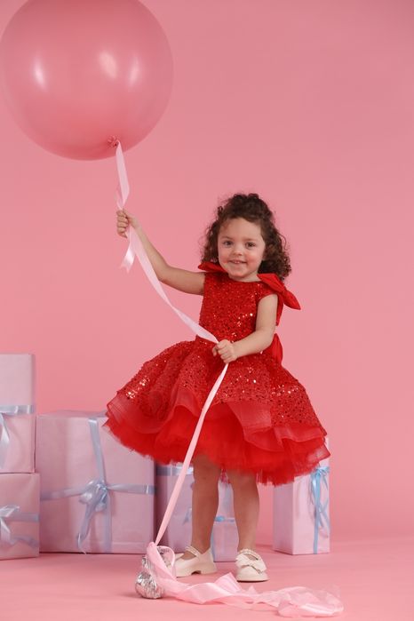 Сукня випускна дитяча. Нарядне пишне плаття на дівчинку