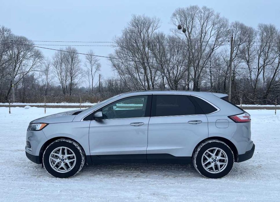 Ford Edge 2022 року