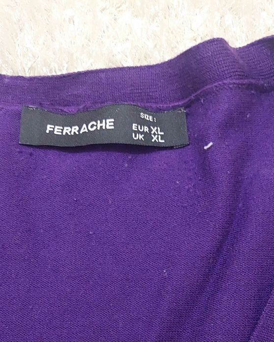 Casaco malha em V tamanho XL