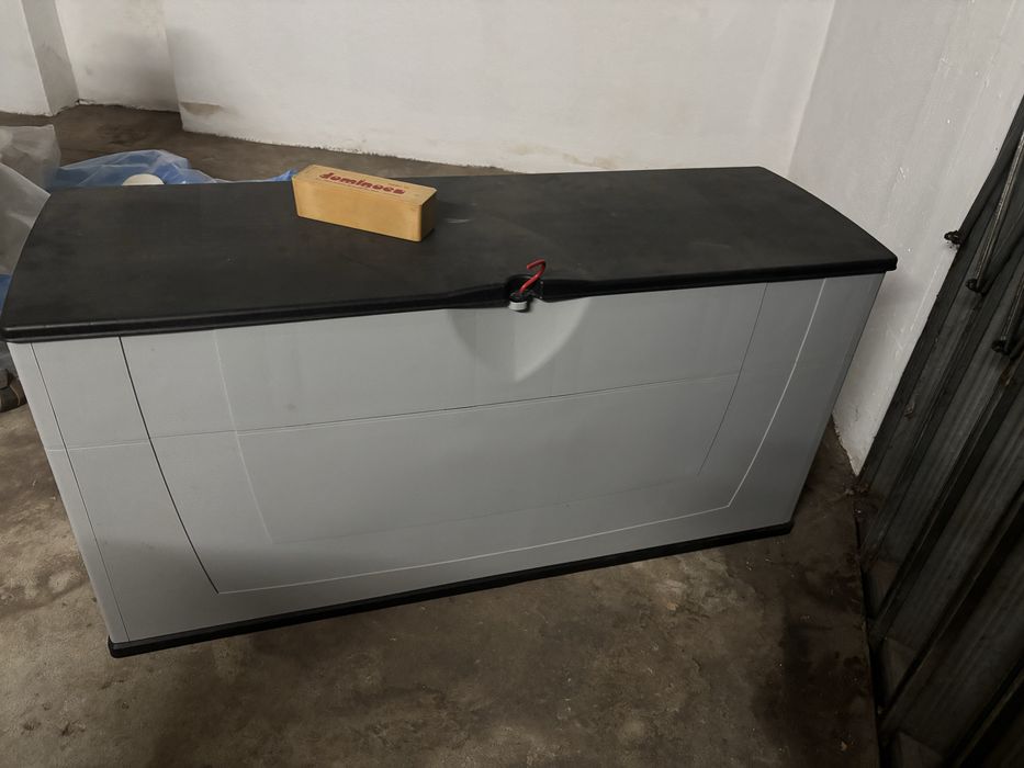 Caixote com muito espaco para arrumação