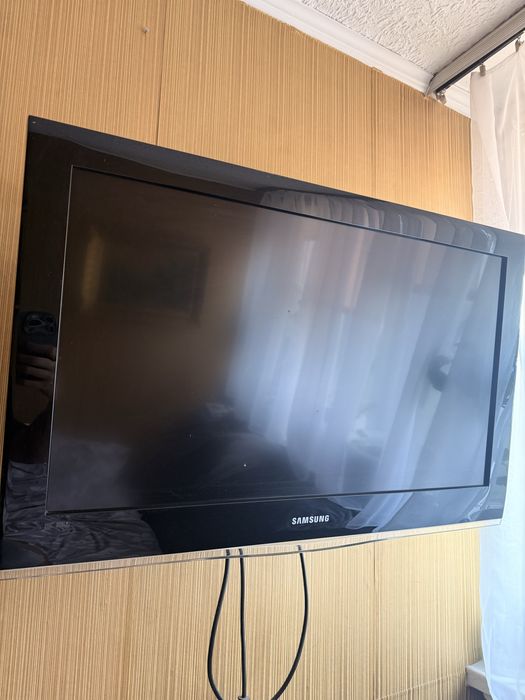 Telewizor Samsung 32 Cale le32a551p2r