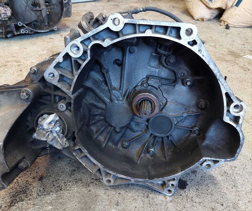 Skrzynia biegów Opel Vectra C (02-08r.) 2,0 B F23 Oryginalna