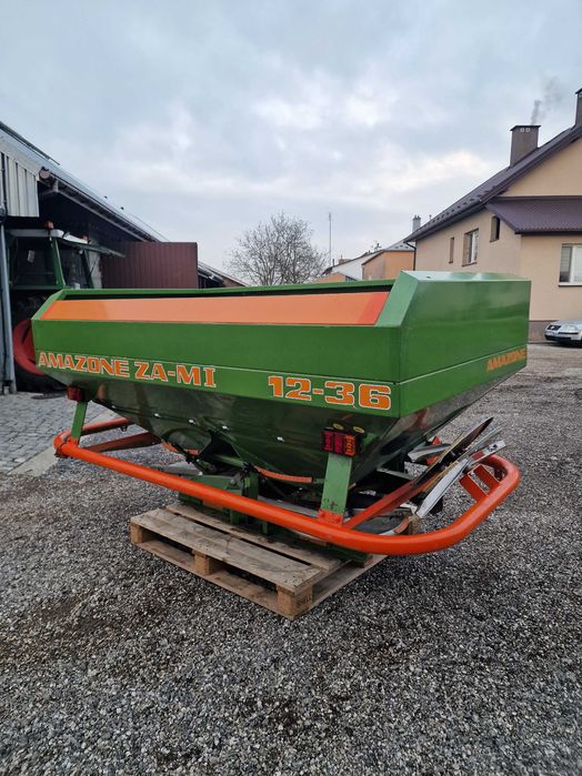 Rozsiewacz Amazone ZA-M