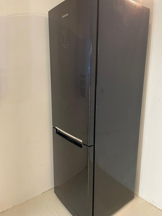 Lodówka Samsung używana sprawna